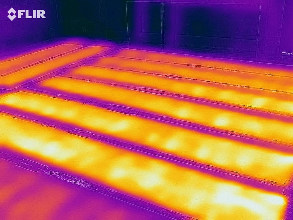 Ezy-Warm Underfloor Heating for Living Rooms thermal image